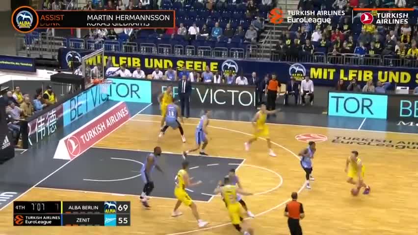 斯帕莱蒂：首发能直观了解热格罗瓦的表现，戴维需要继续提升（斯帕莱蒂：首发检验热格罗瓦状态，戴维仍需提升）