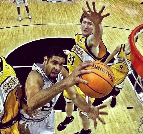 鹈鹕记者：卢尼的到期合同很有价值，萨迪克·贝将被多队有意（鹈鹕记者：卢尼到期合同价值不菲，萨迪克-贝或成多队争抢目标）