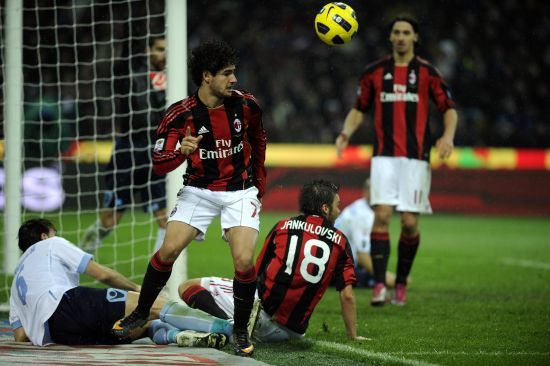 尤文vs帕福斯大名单：伊尔迪兹领衔，布雷默、鲁加尼伤愈归队（尤文vs帕福斯出征名单：伊尔迪兹领衔，布雷默、鲁加尼伤愈复出）