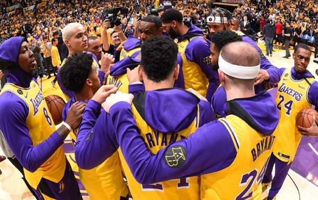 斯皮纳佐拉：我们没能踢好，感觉本菲卡更强、更具侵略性（斯皮纳佐拉：本菲卡更强更具侵略性，我们表现不佳）