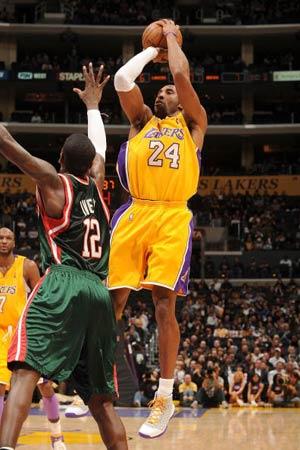 麦孔：劳塔罗打进一个真正队长般的进球，向队友传递他的决心（麦孔：劳塔罗轰出队长式进球，将决心传达给队友）