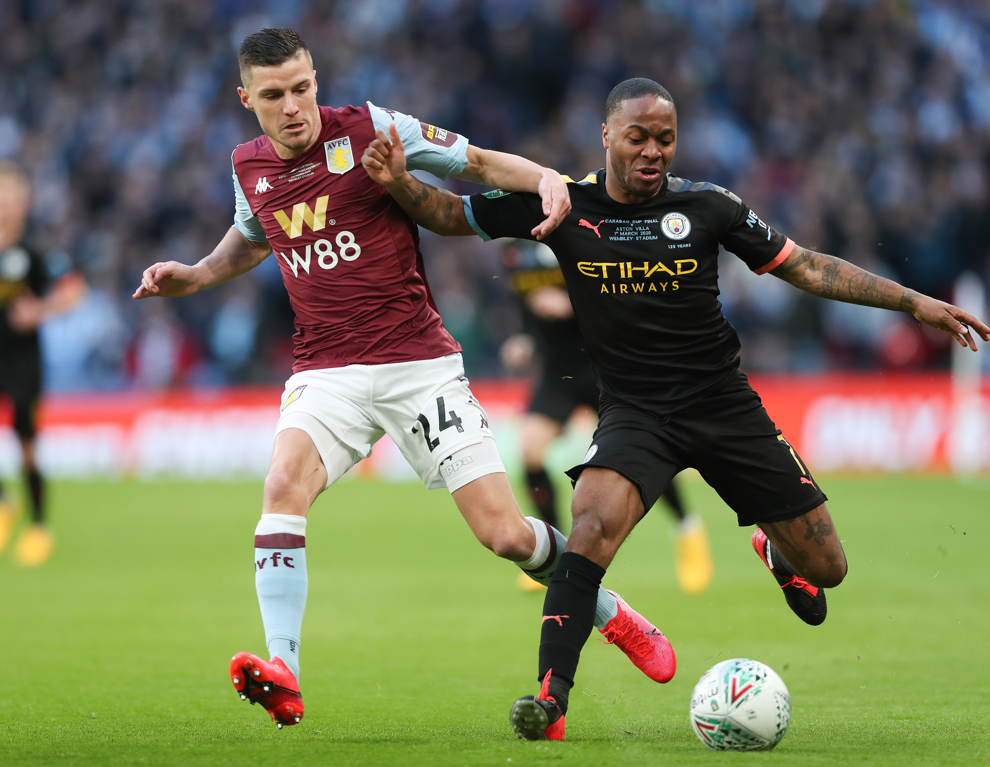 每体列足坛十大奇葩条款：博格坎普拒坐飞机；内马尔微笑条款（每体盘点足坛十大离奇条款：博格坎普拒飞、内马尔“微笑条款”在列）